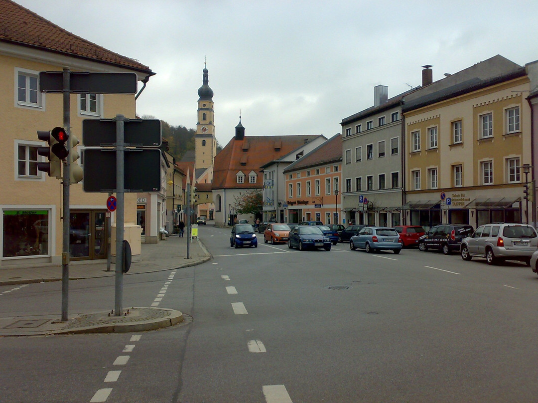 Stadtpfarrkirche Mariä Himmelfahrt-Deggendorf必去景点