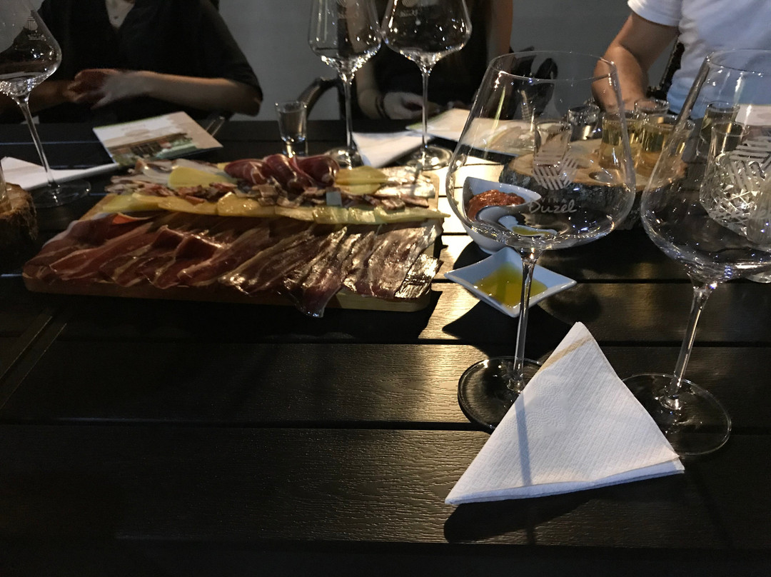 Vina Đuzel景点图片