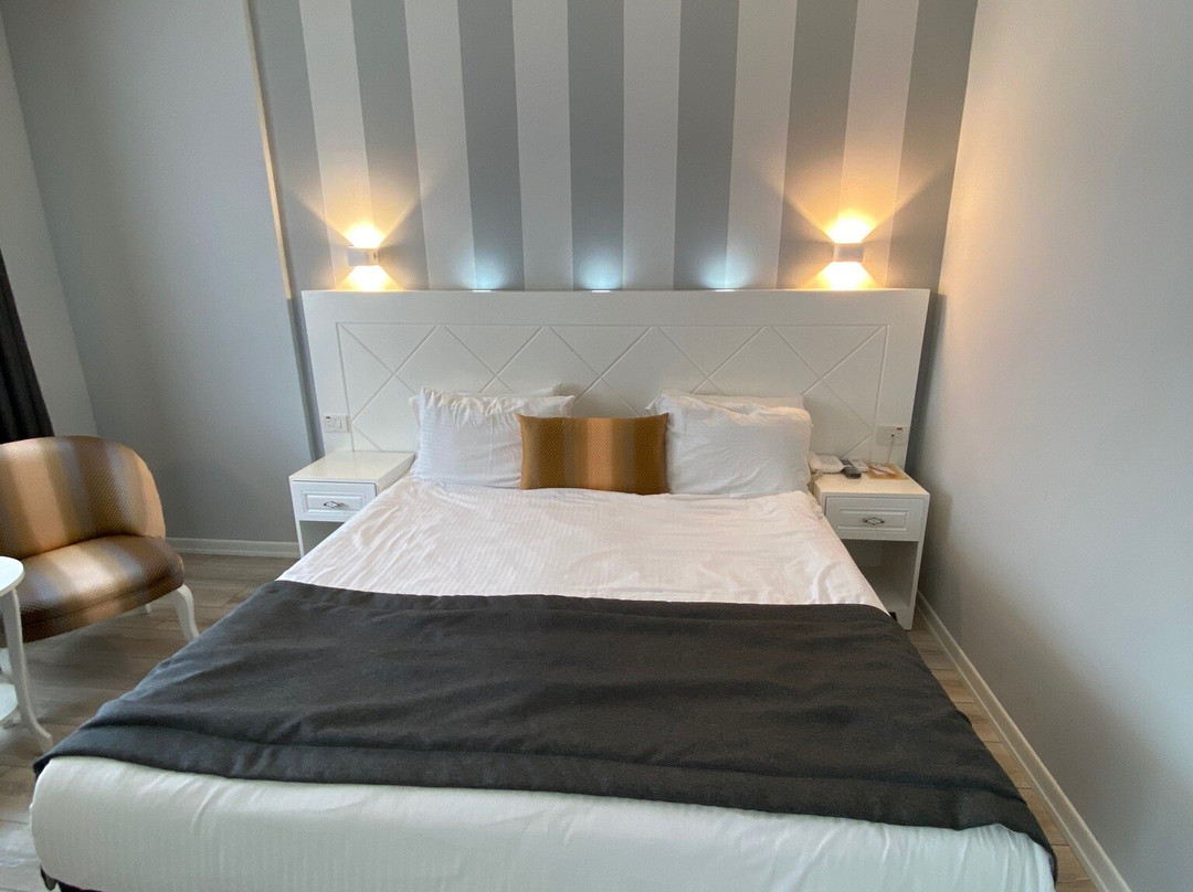 莫托高级酒店及水疗中心