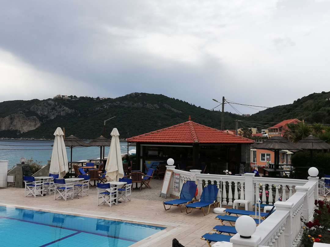 美女海伦宾馆主图