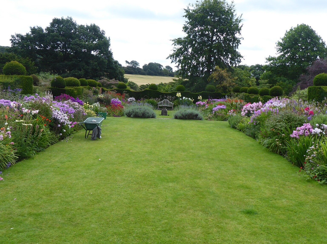 Felley Priory Gardens景点图片