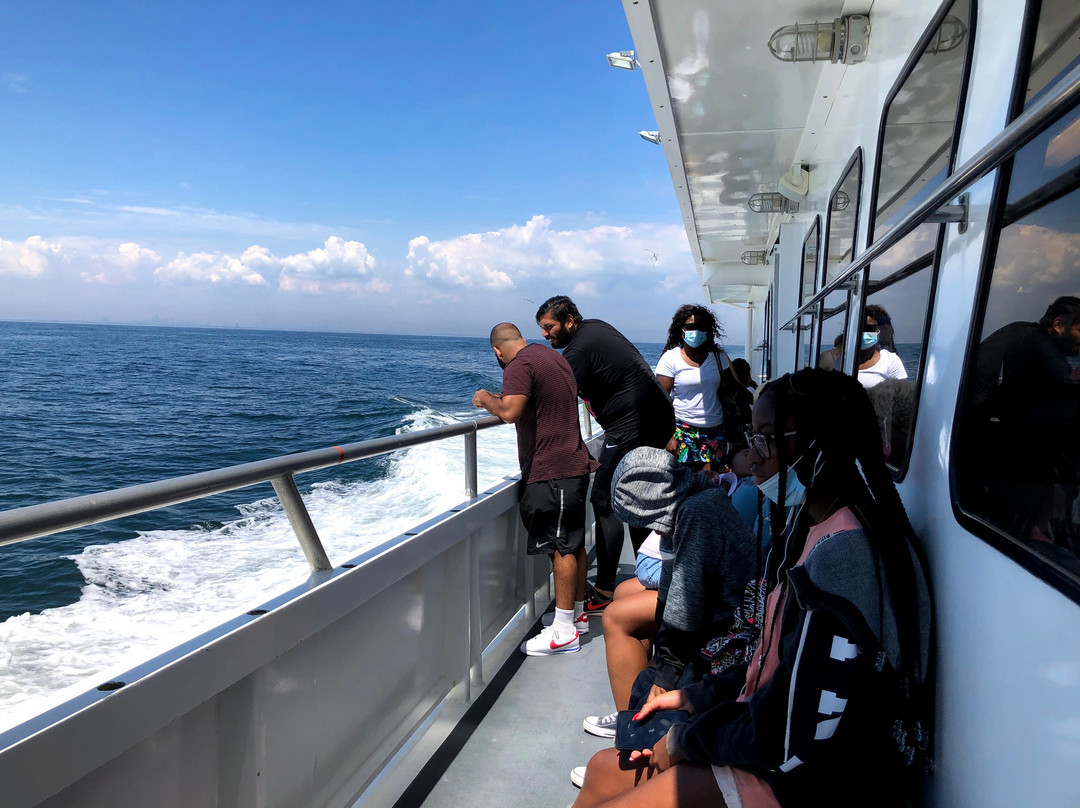 Captain Lou Fleet-自由港必去景点