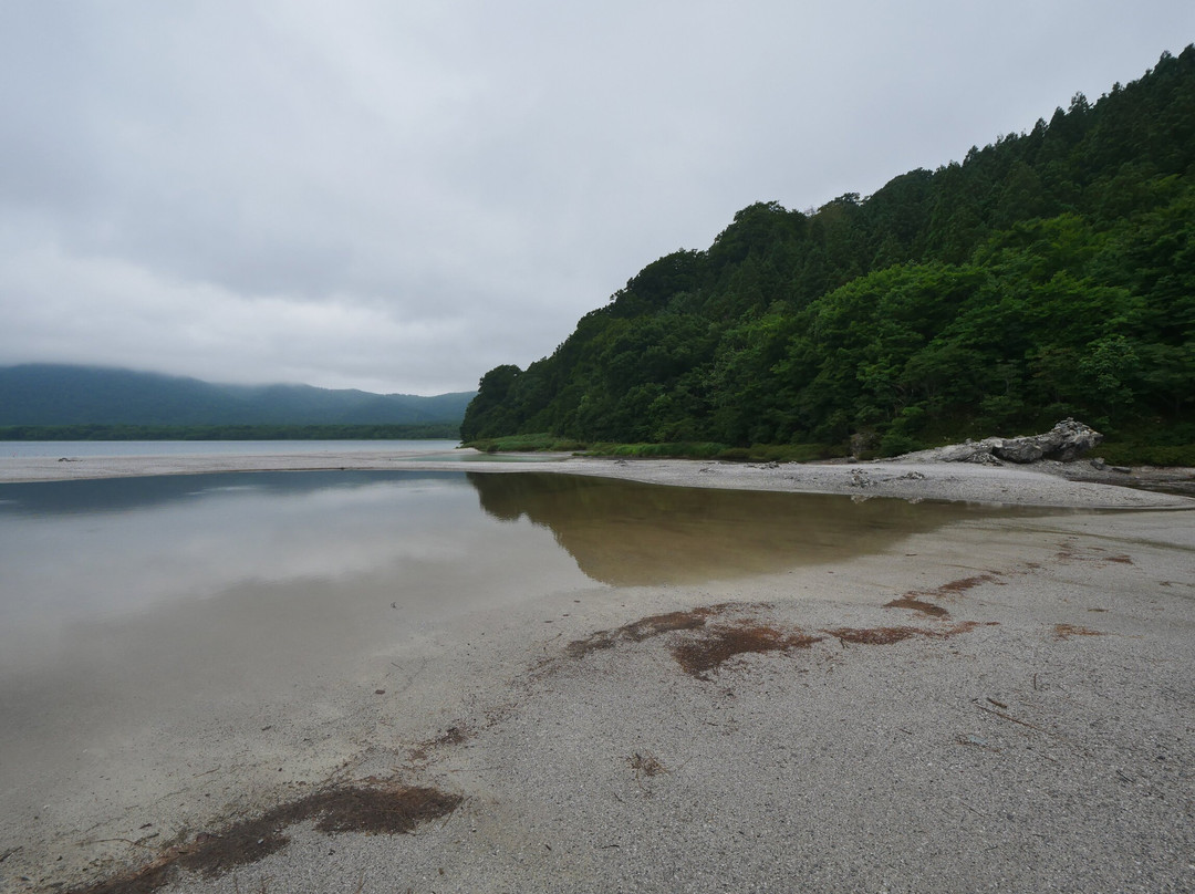 Lake Usoriyama景点图片