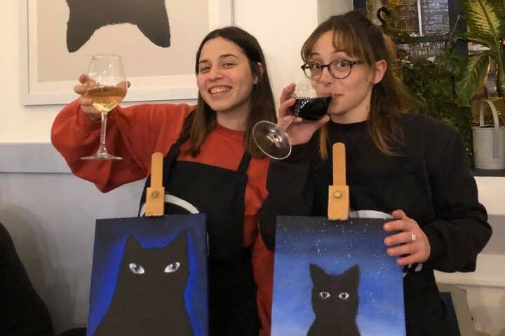 Sip and Paint Malta景点图片