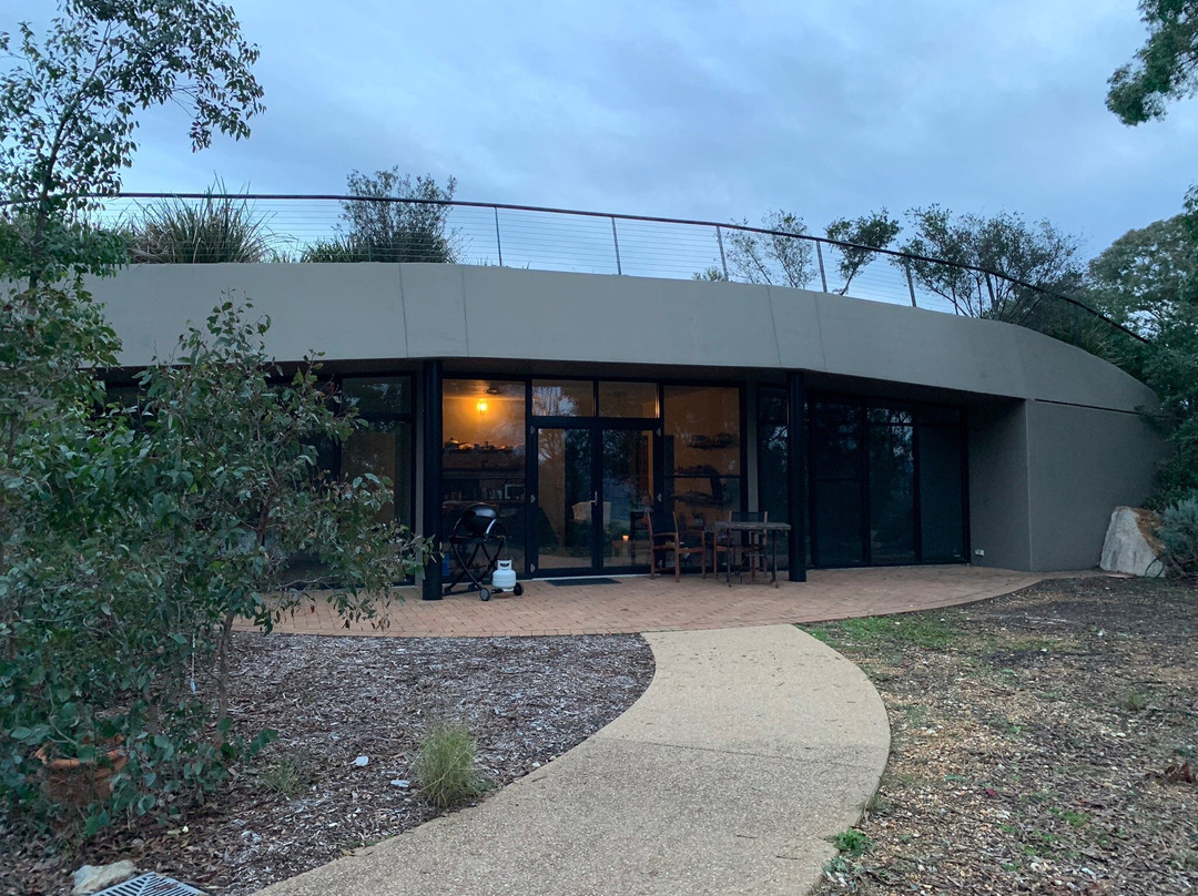 Down to Earth Farm Retreat主图