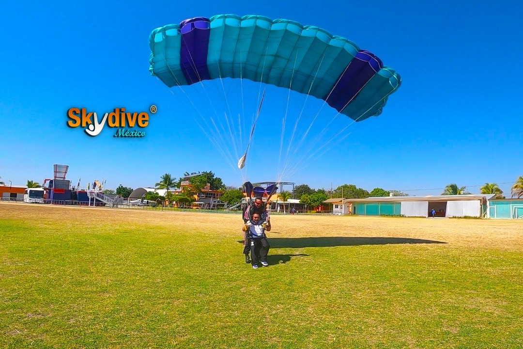 Skydive Mexico景点图片