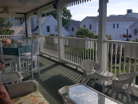 Metivier Inn Bed & Breakfast主图