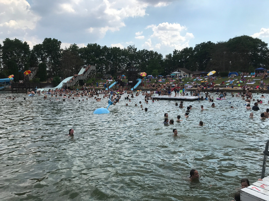 Pine Lake Waterpark景点图片
