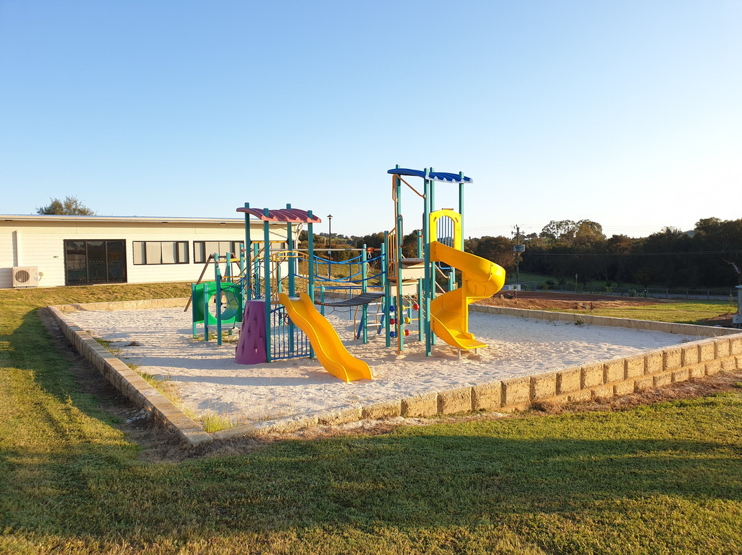 Orchard Glory Farm Resort主图