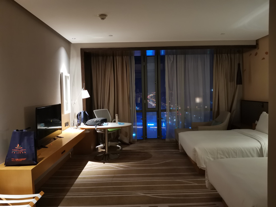 宁波希尔顿花园酒店主图