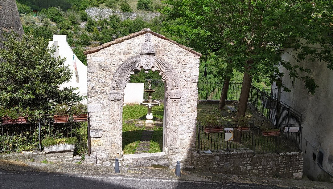 Porta Alchemica景点图片