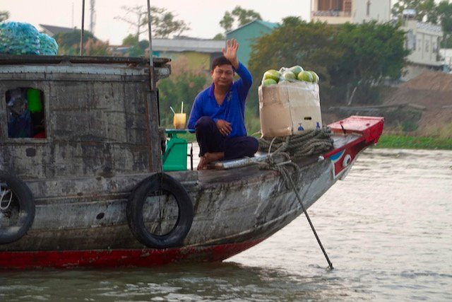 Chau Doc Floating Market-朱笃必去景点
