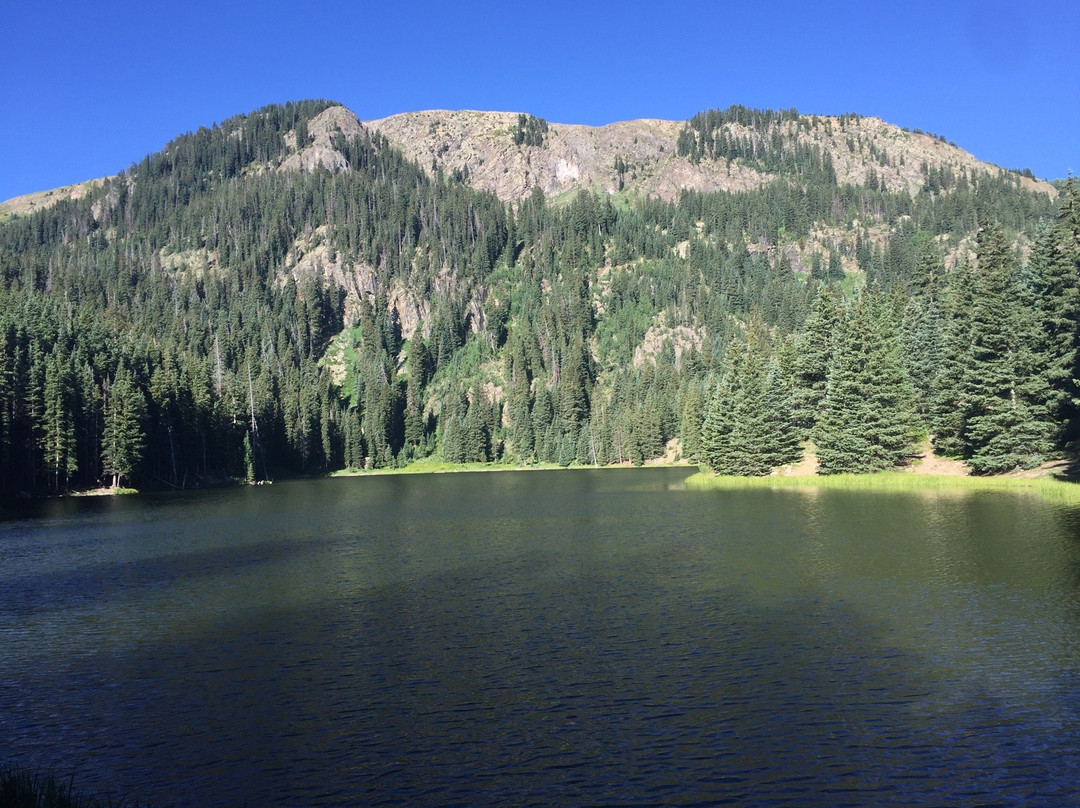 Goose Lake Trail景点图片