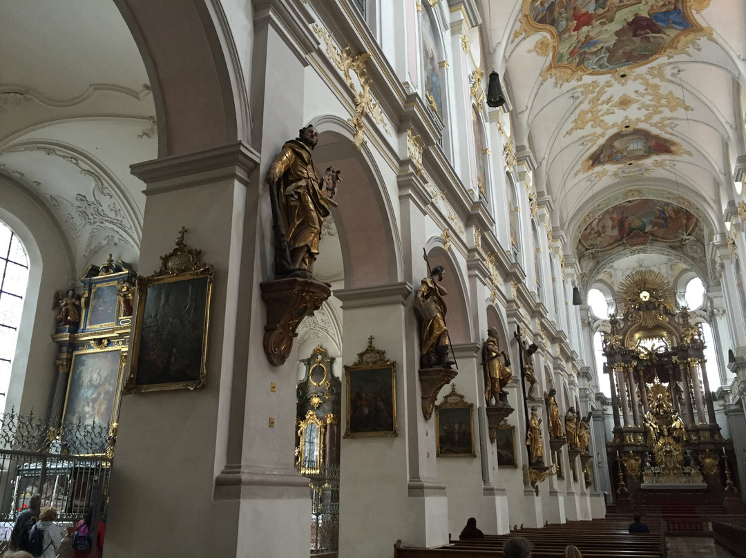 Heiliggeist-Kirche景点图片