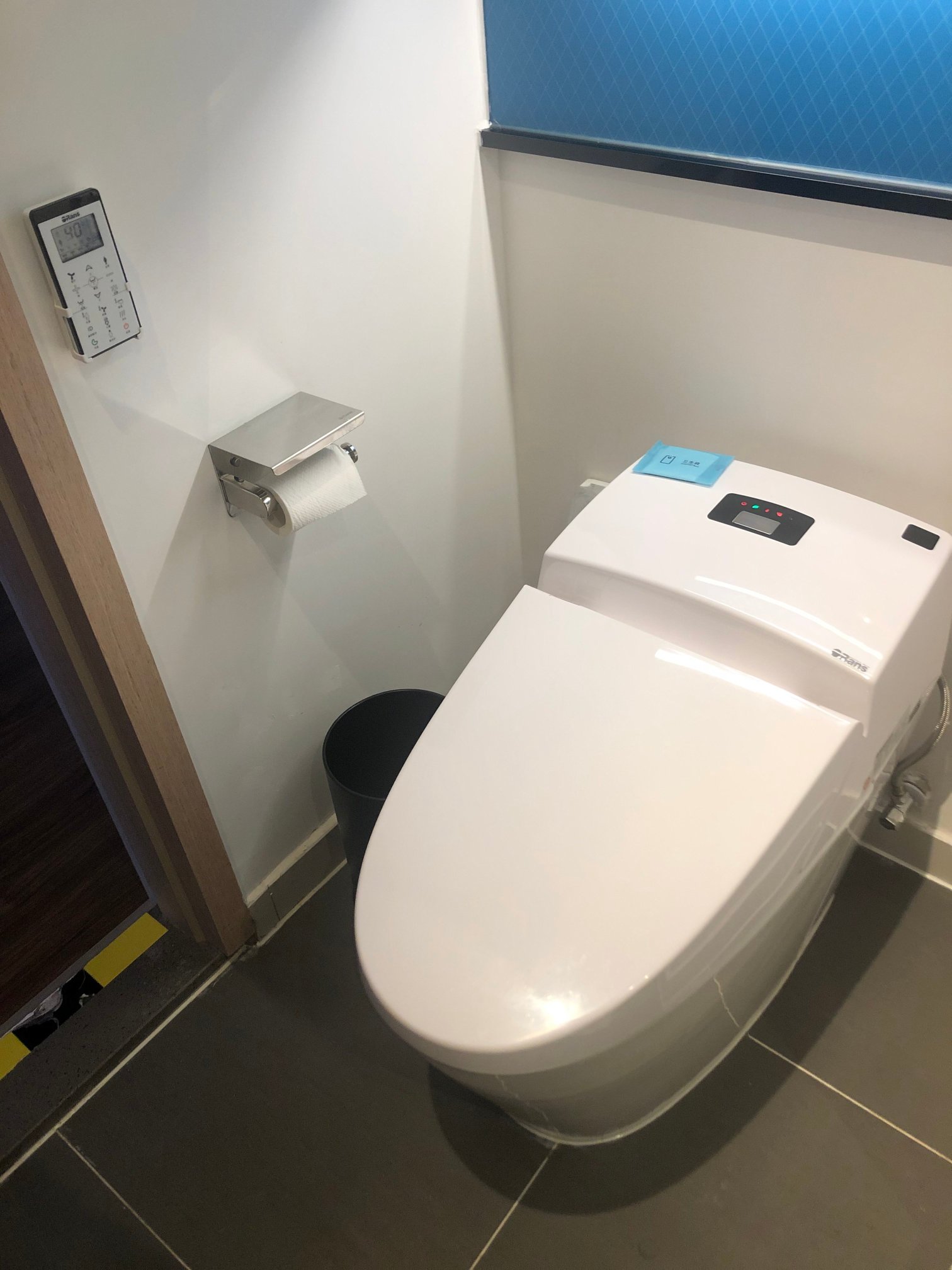 上海古北智选假日酒店-浴室