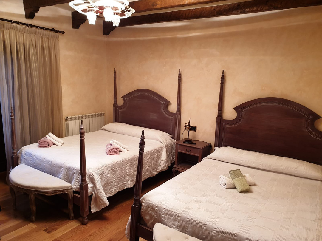 Palacio del Conde de Rebolledo主图