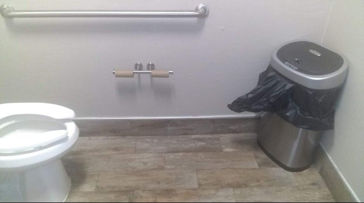 Hampton Inn White House主图