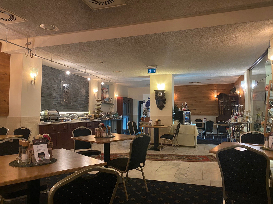 Victoria Hotel主图