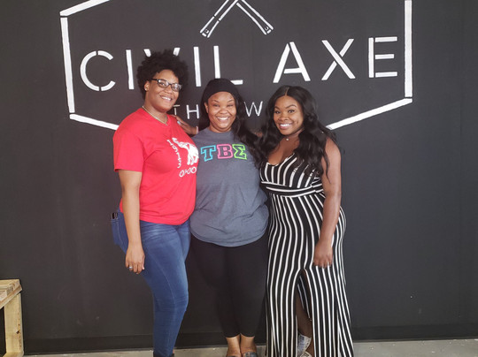 Civil Axe Throwing - Little Rock-小石城必去景点