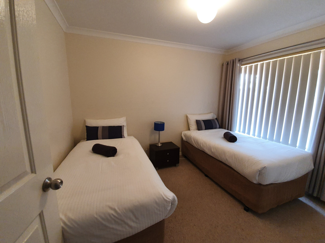 Melton Motor Inn and Apartments主图