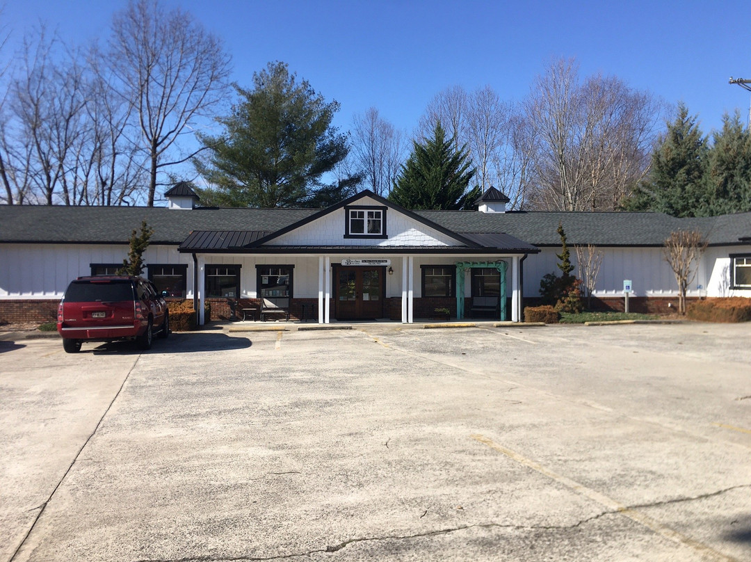 Bacchus On The Lake-Hiawassee必去景点
