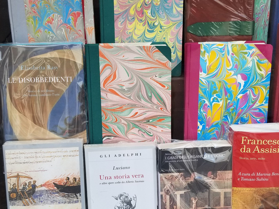 Libreria Marco Zubboli-阿西西必去景点