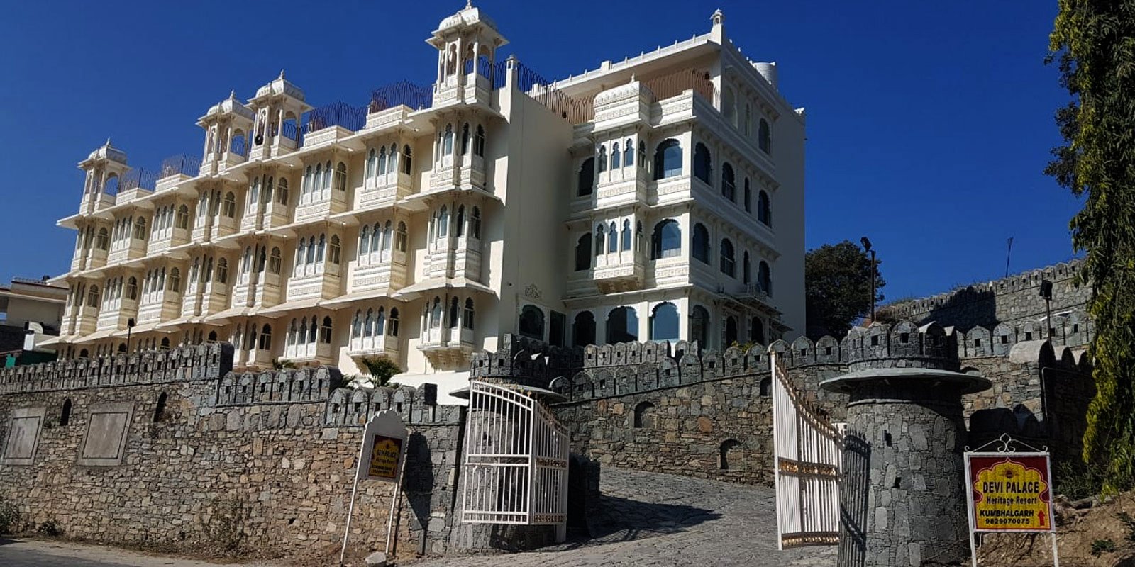 Devi Palace Resort-官方
