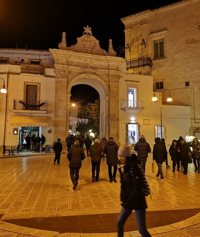 Porta di Santo Stefano-马丁纳弗兰卡必去景点