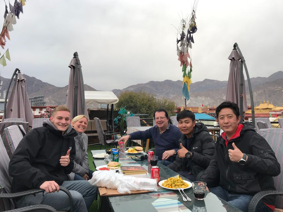 西藏岗底斯国际旅行社-拉萨市必去景点