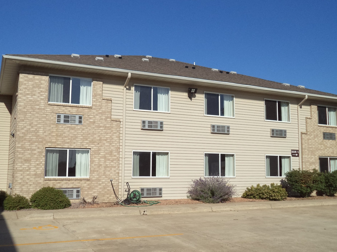 马歇尔凯富酒店主图