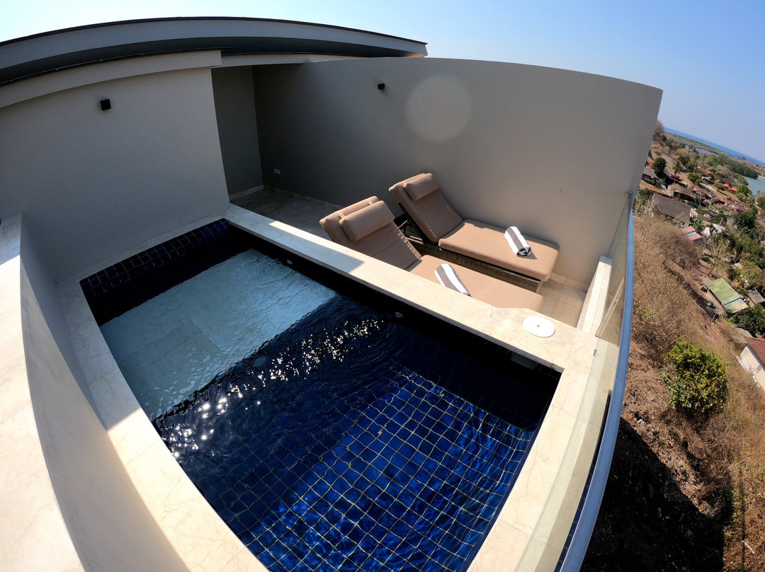 Bukit Pool Suites主图