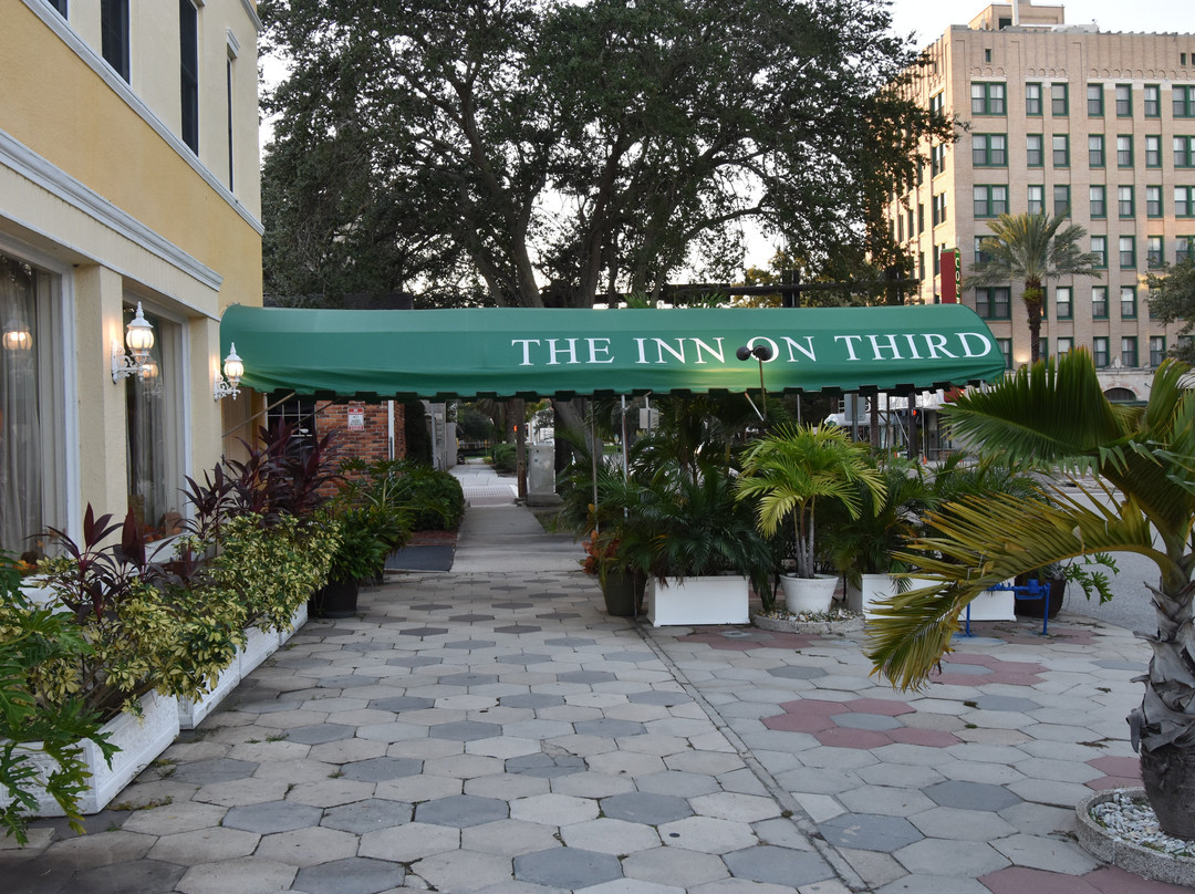 The Inn on Third主图
