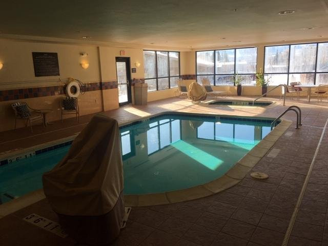 卡斯帕尔希尔顿恒庭旅馆&套房酒店主图