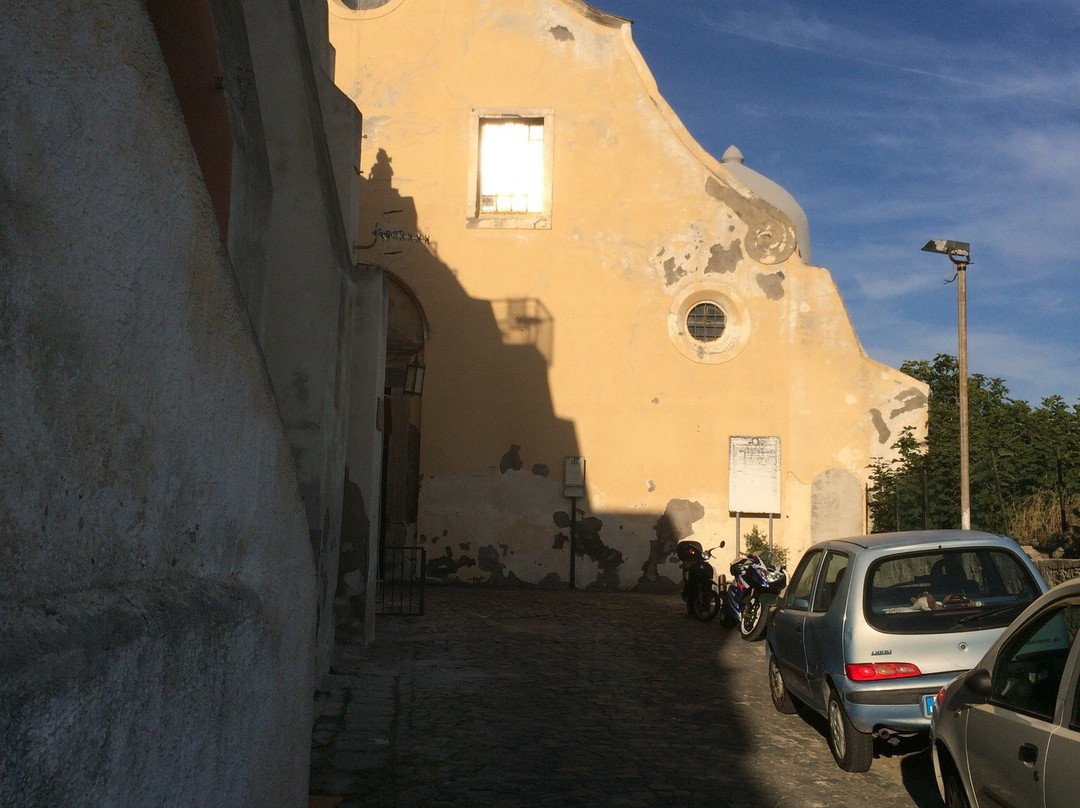 Abbazia San Michele Arcangelo-普罗奇达必去景点
