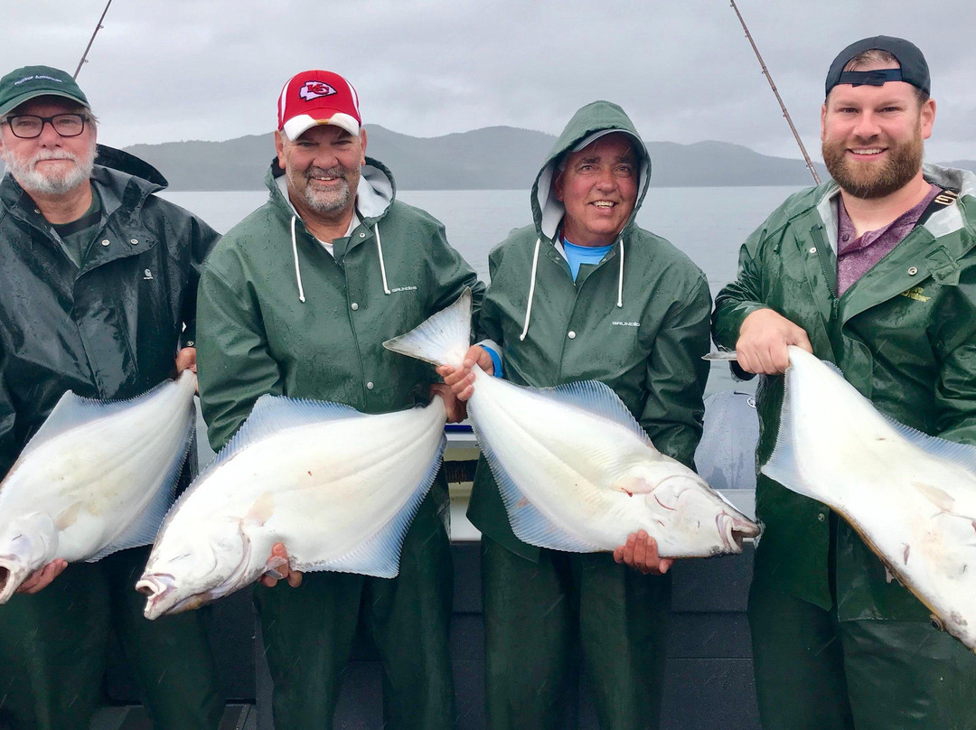 SouthEast Alaska Fishing Adventures景点图片