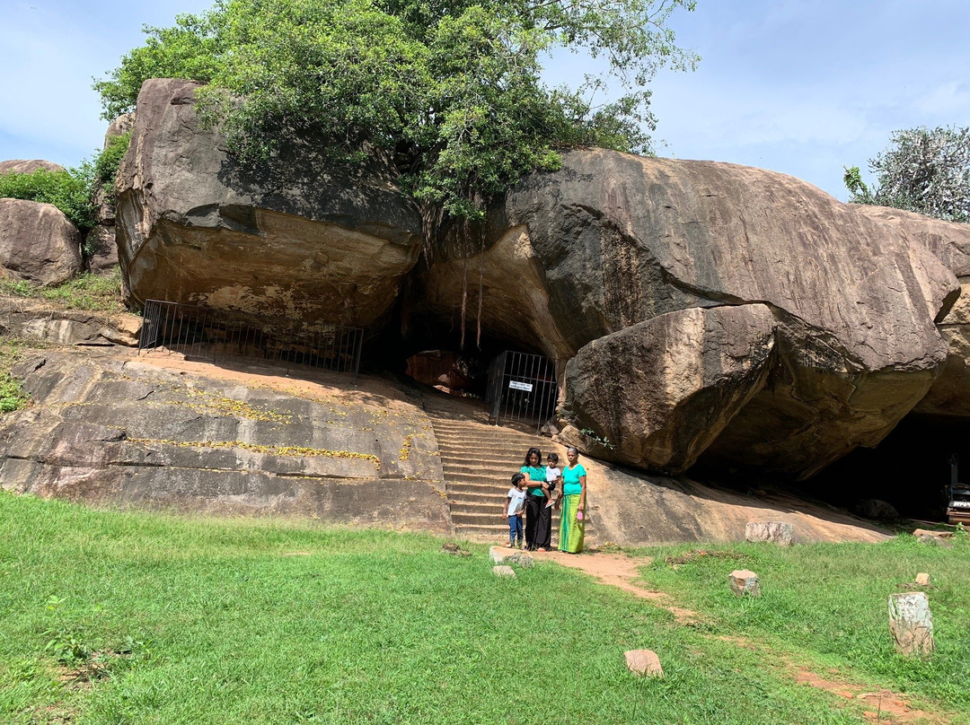 Vessagiri-阿努拉德普勒圣城必去景点