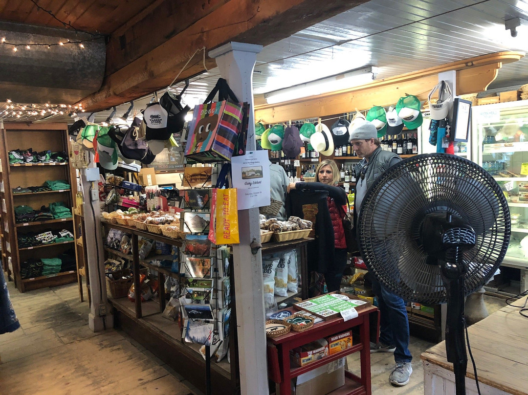 The Warren Store-Warren必去景点