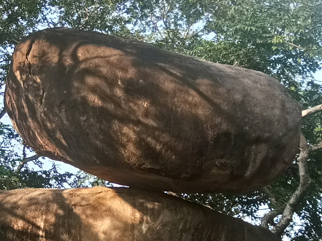 Balancing Rocks景点图片