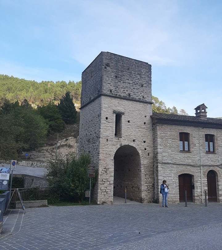 Ponte Romano-Genga必去景点