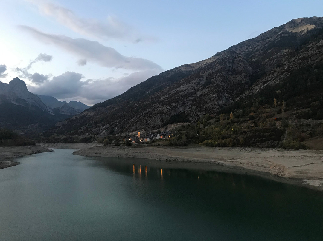 Embalse de Lanuza