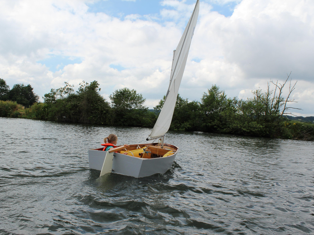 Bisham Abbey Sailing & Navigation School景点图片