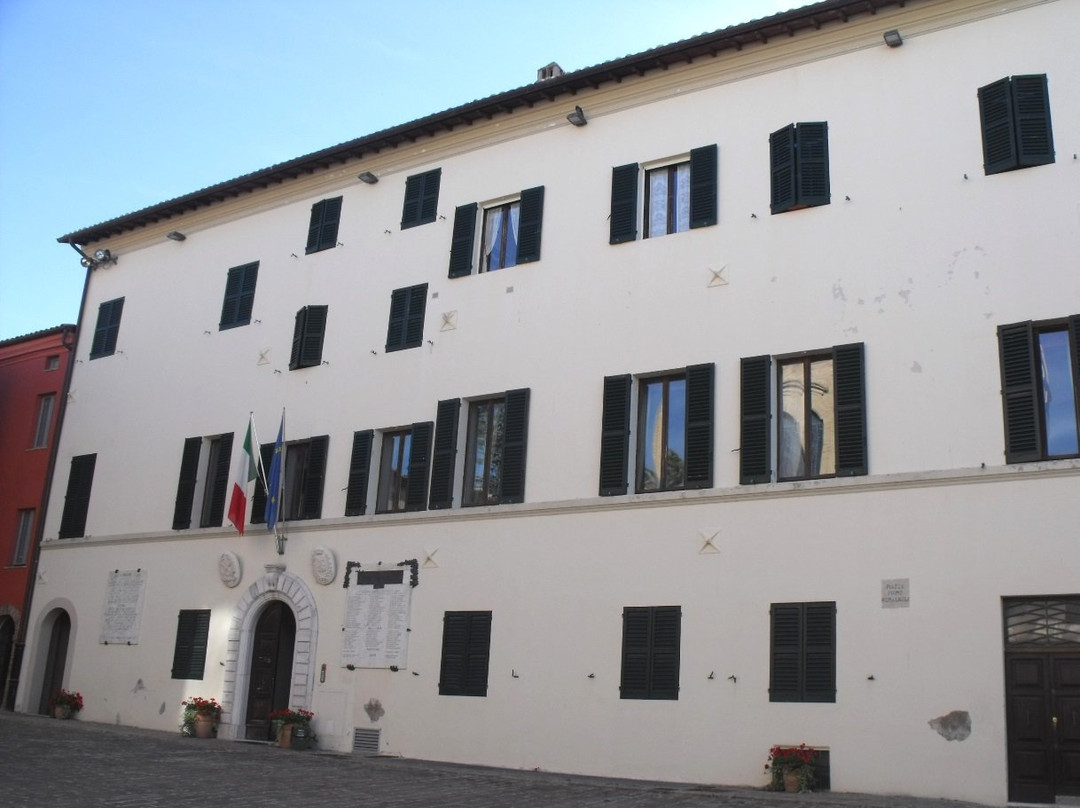 Palazzo Comunale-Morro d'Alba必去景点