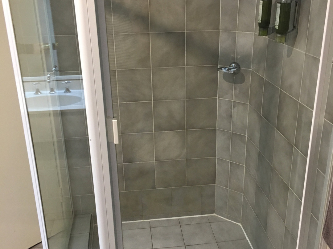 Tea Gardens Country Club & Motel主图