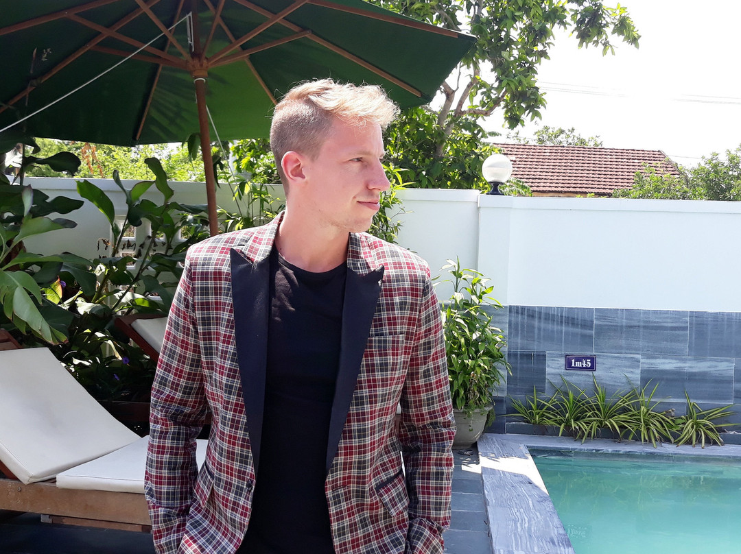 Ants Silk Bespoke Suits And Tailoring Hoi An-会安必去景点