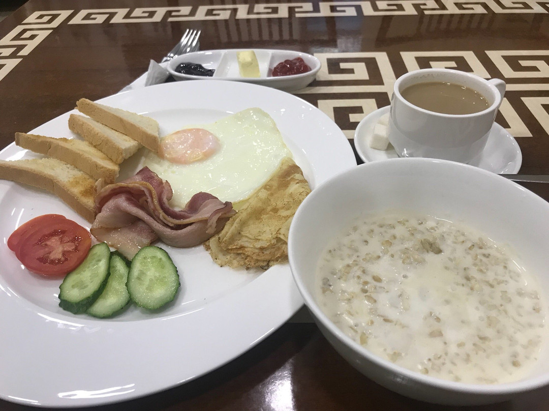 皇家汽油酒店主图