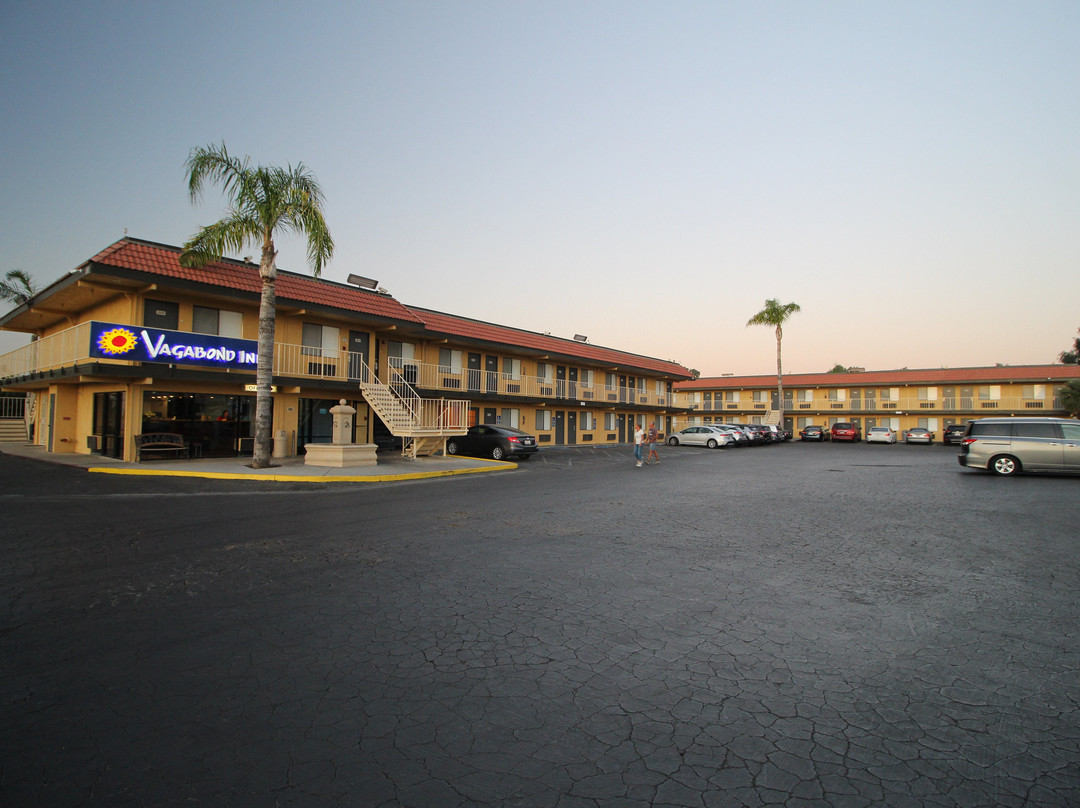 Vagabond Inn Bakersfield South主图