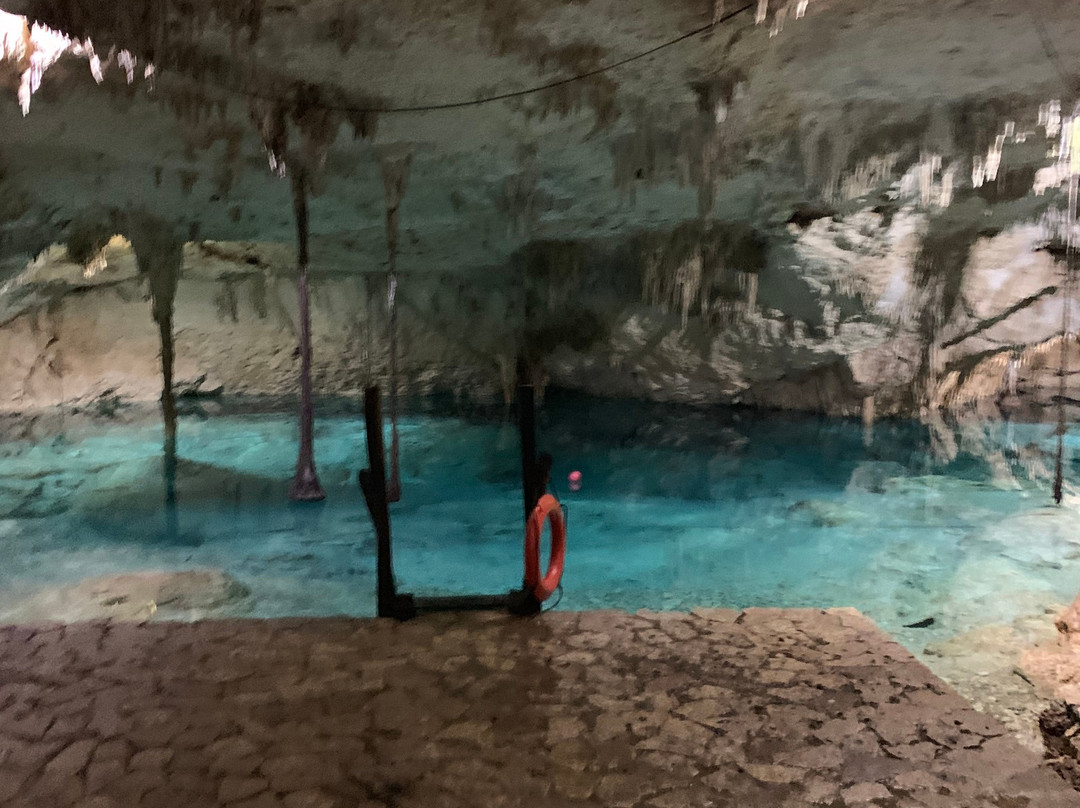 Cenote Taak Bi Ha景点图片