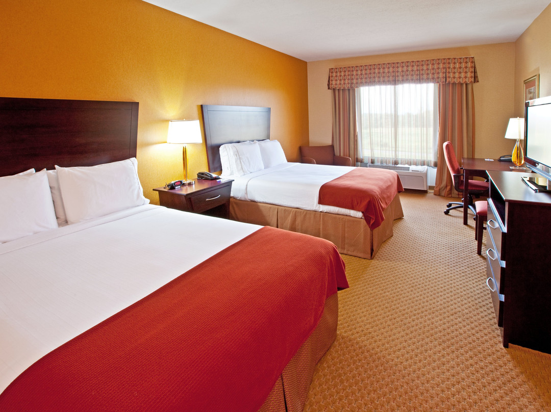 Holiday Inn Express & Suites Franklin By IHG主图