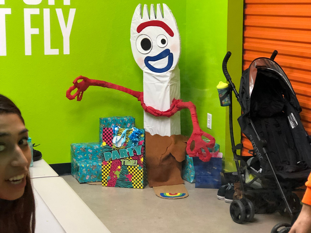 Urban Air Trampoline and Adventure Park-Harlingen必去景点