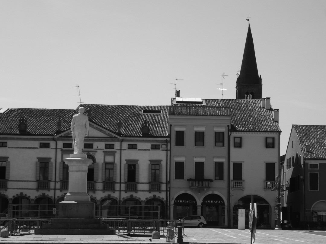 Piazza Maggiore景点图片